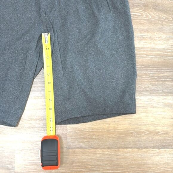 Lululemon Men's Gray Black Shorts Sz L - Picture 8 of 9